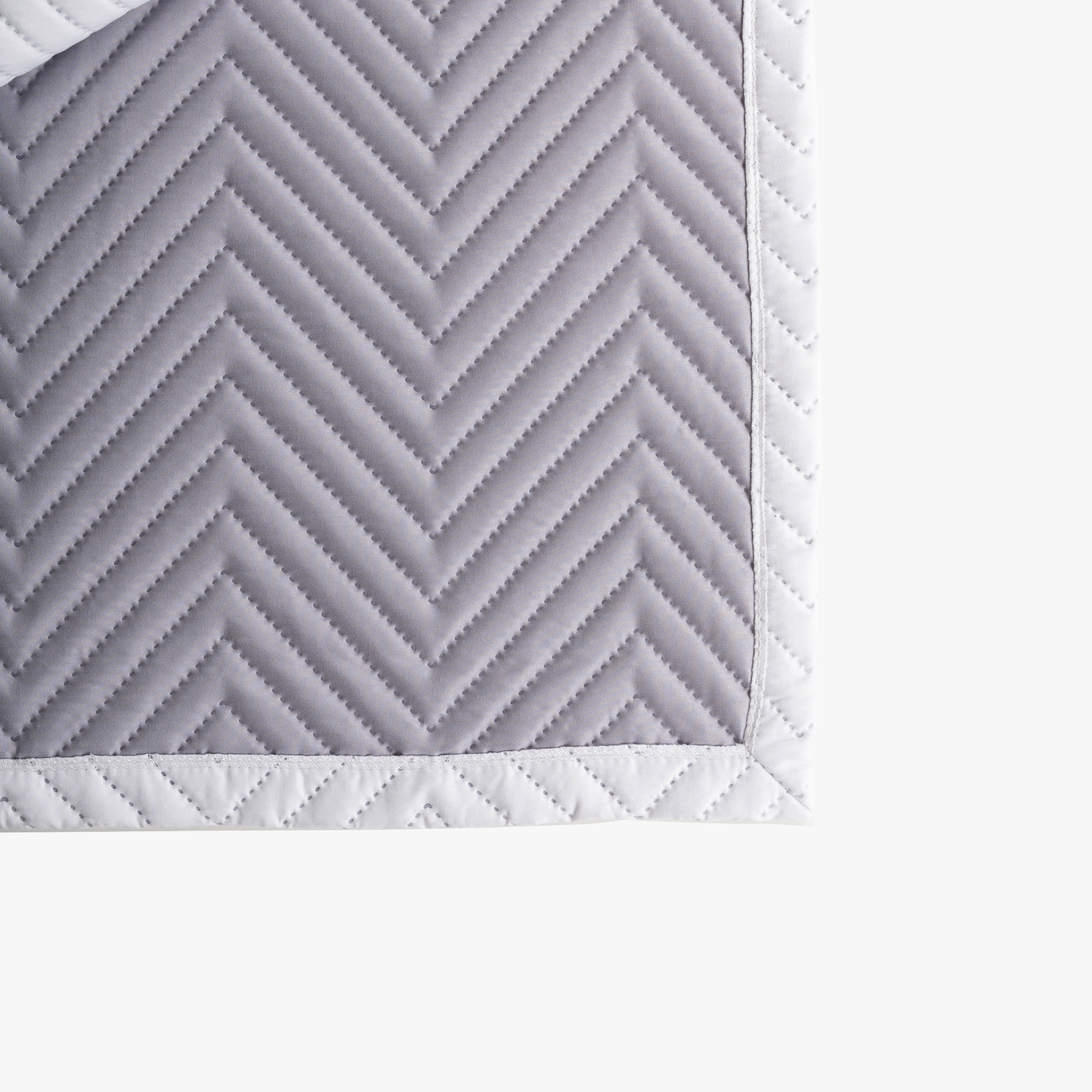 Modern Quilted Placemat "SCHATT INVERSION" col. Mirage - Stylish Table Decor for Every Occasion